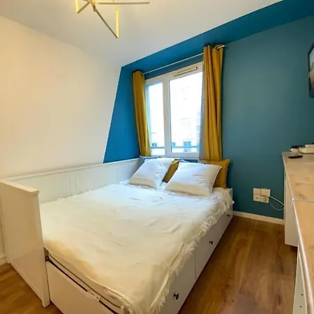 Studio Confortable, Equipe - 2min Caserne De Bonne Apartament