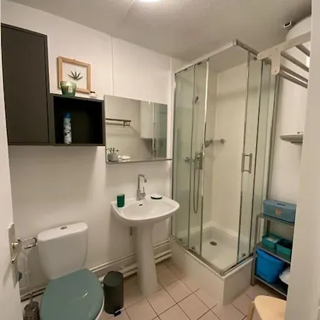 Studio Confortable, Equipe - 2min Caserne De Bonne Apartament