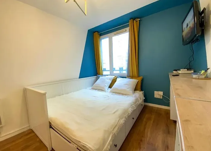 Studio Confortable, Equipe - 2min Caserne De Bonne Apartamento